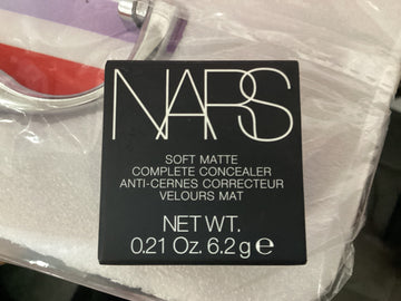 Corrector facial NARS
