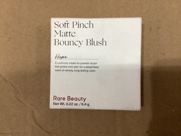 Soft Pinch Blush Mat Effet Cocon RARE BEAUTY