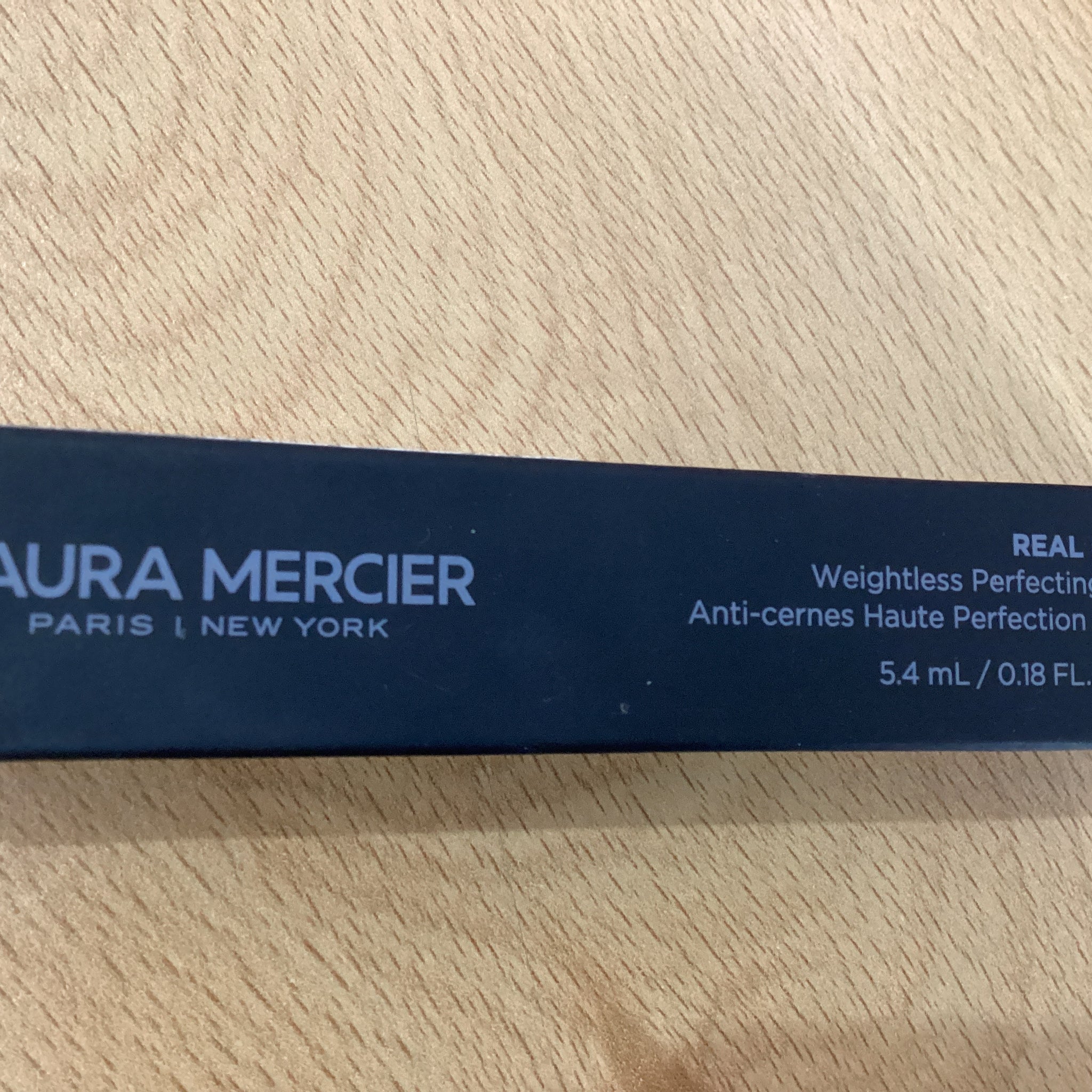 corrector facial LAURA MERCIER