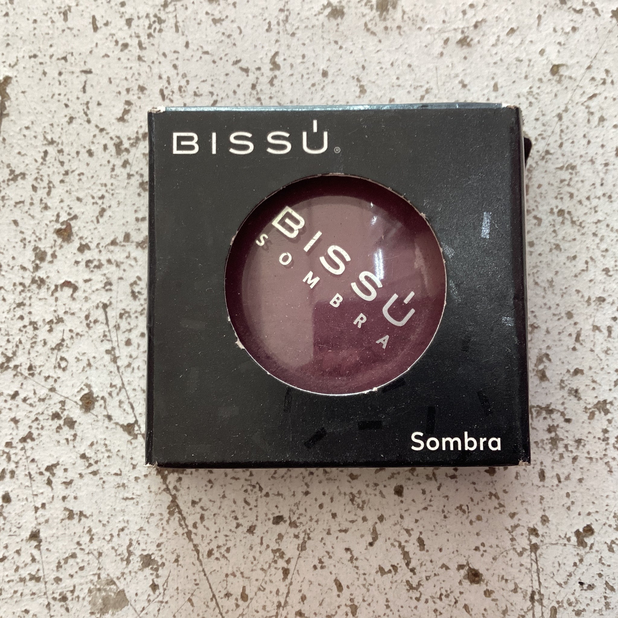 Bissu sombra***$