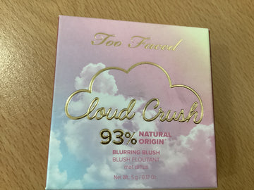 rubor en polvo TOO FACED