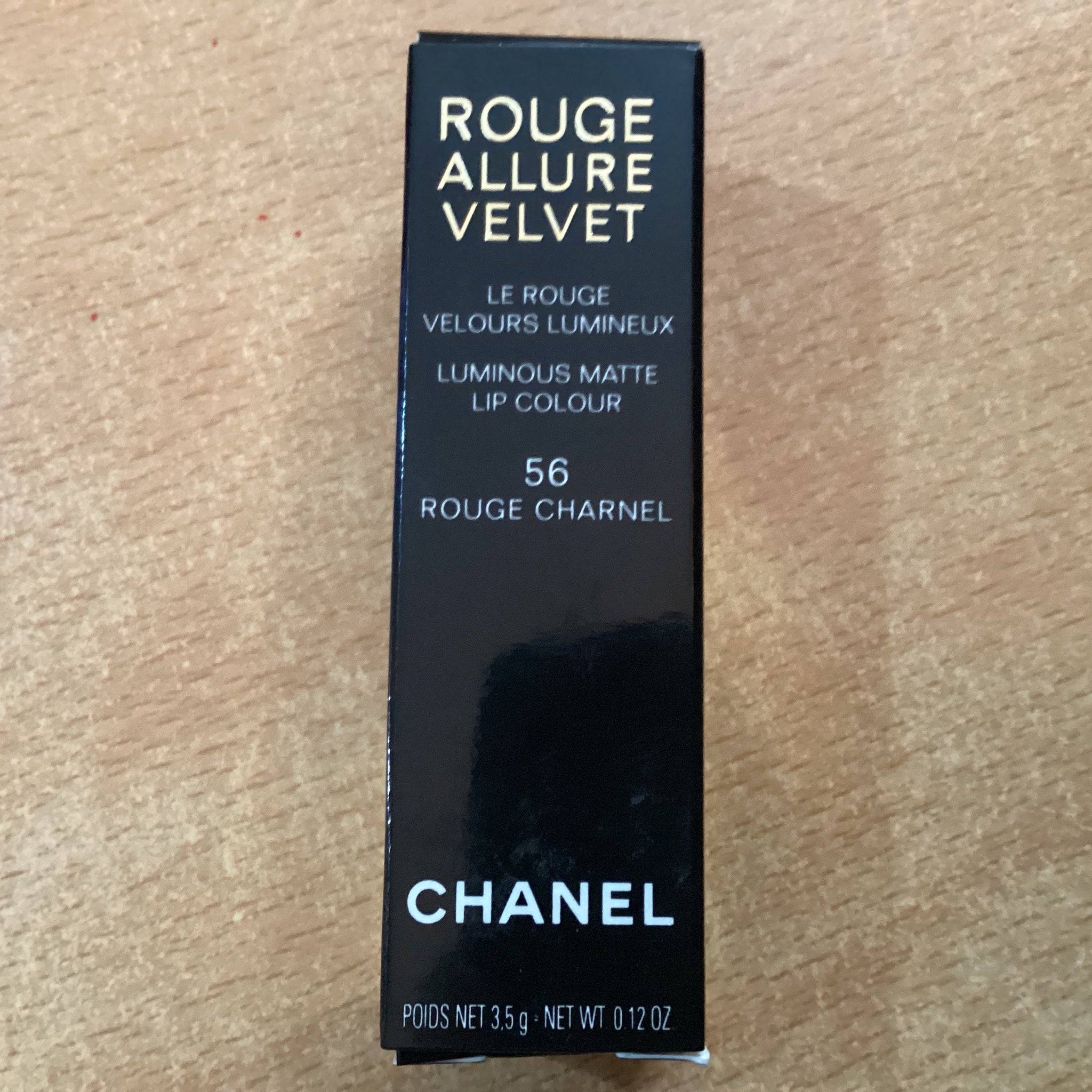 VELVET CHANEL