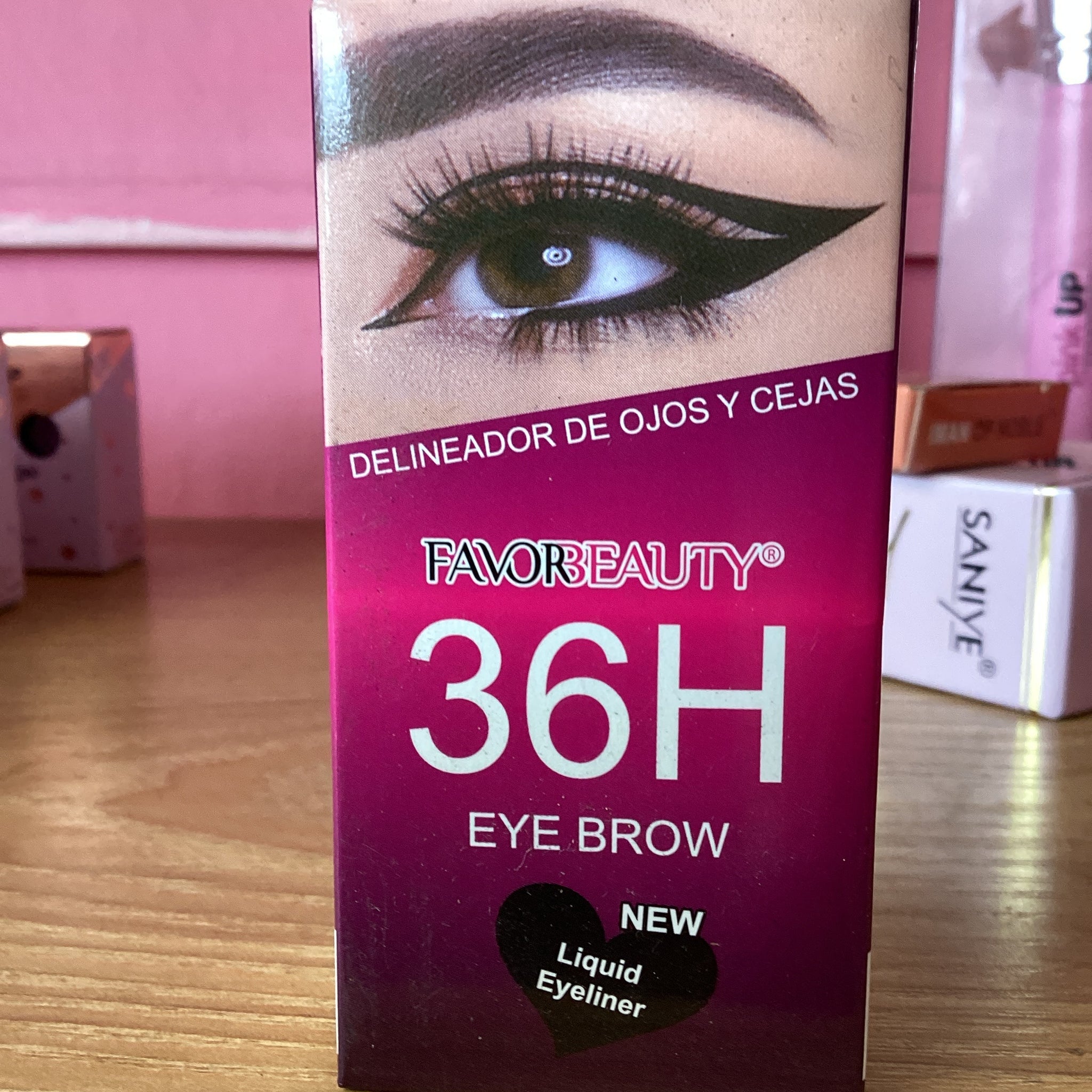 Pomada para cejas favorbeauty ***$