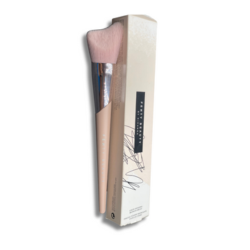 Brocha FENTY BEAUTY