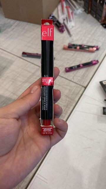 *ELF POUT CLOUT LIP PLUMPING GLOSS AND BALM 3-1 PEN*