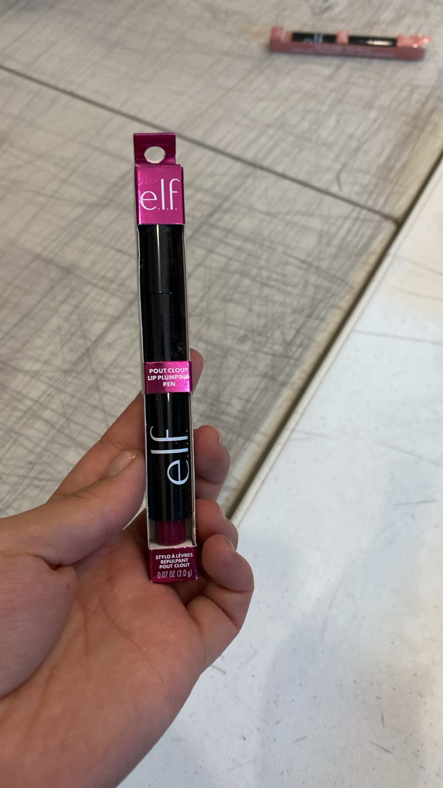 *ELF POUT CLOUT LIP PLUMPING GLOSS AND BALM 3-1 PEN*