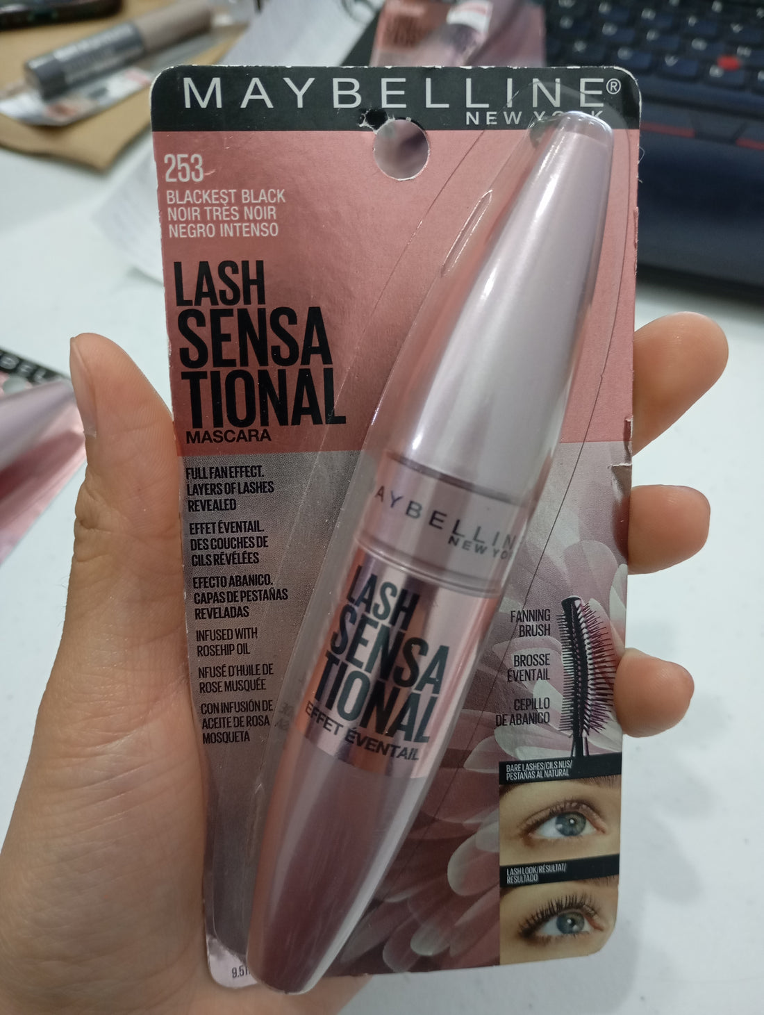 MAYBELLINE Lash Sensational